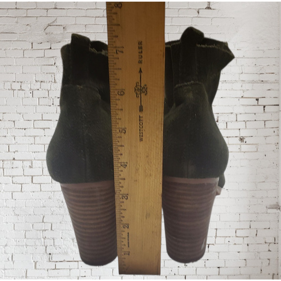 Crown Vintage Darcie Olive Ankle Boot Womens Sz 8M Soft Leather Boho Classic - Picture 7 of 11